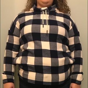 Vineyard Vines funnel neck pullover